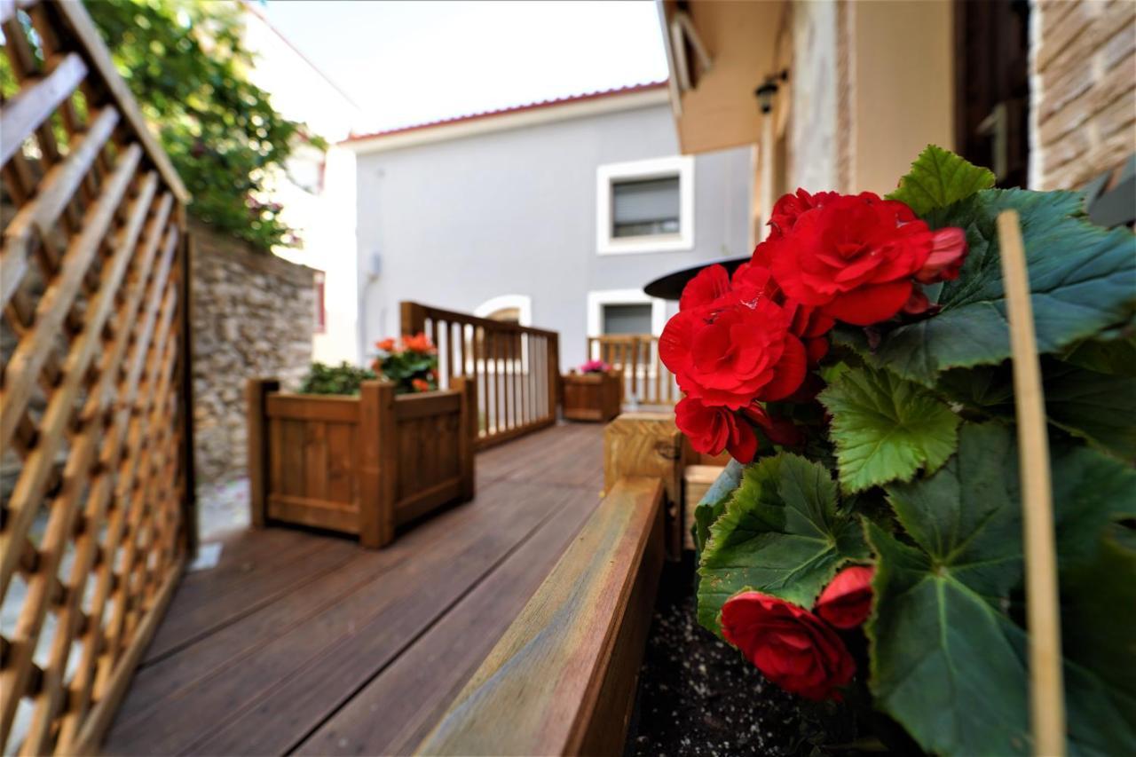 Hotel Tourist Parga Extérieur photo